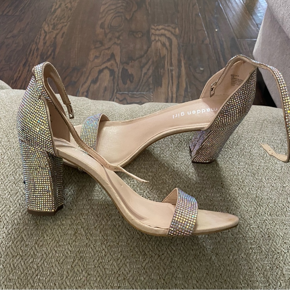 Madden Girl Tan Silver Chunky Heel Sandals